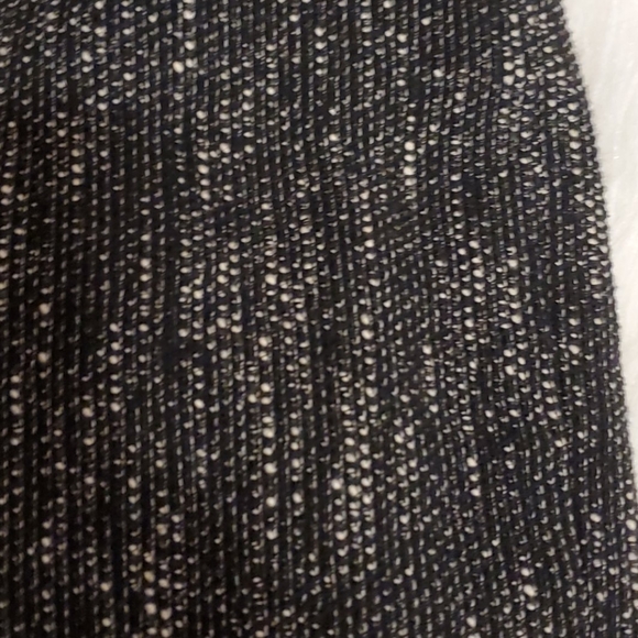 2 for $30! OFFERS OPEN! Talbots Pencil Skirt black pencil skirt size 4P skirt - Picture 7 of 7